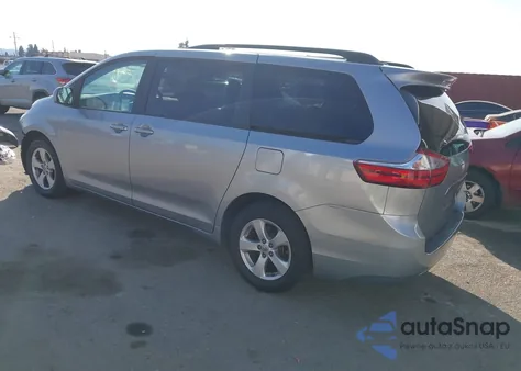 2017 Toyota Sienna Le 8 Passenger из США, поврежденный, VIN 5TDKZ3DC1HS809066